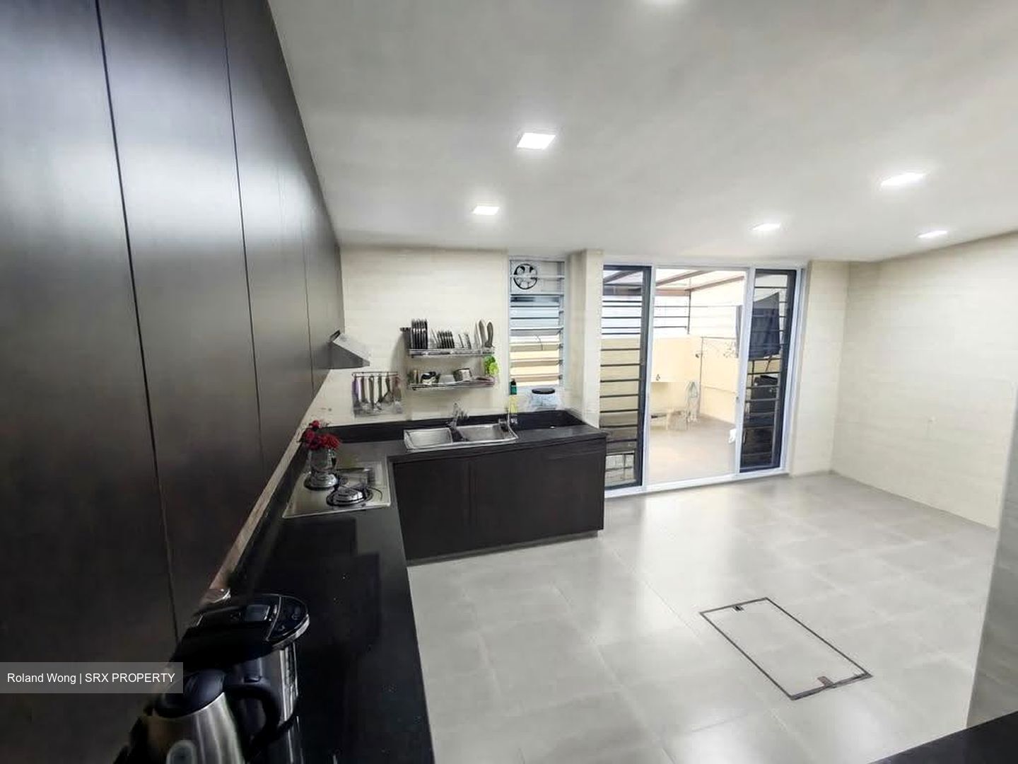 Saint Michael's Road (D12), Terrace #634632461